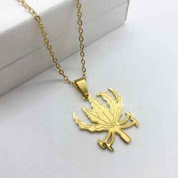 tamil gloriosa lily flower necklace pendant in 18ct gold plated for women